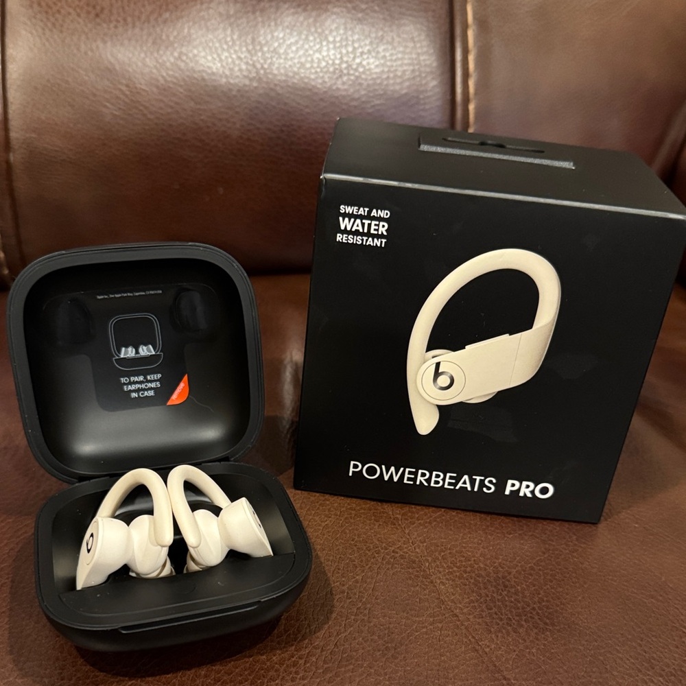 POWERBEATS PRO- Ivory